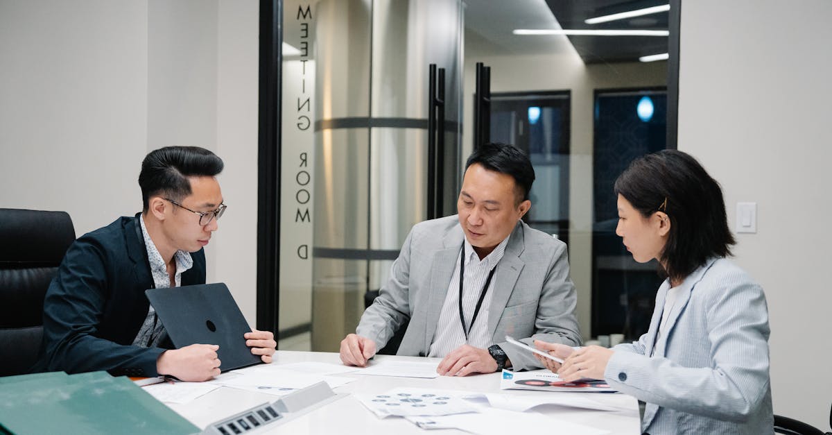 为什么有些游戏不允许技术支持辅助，而有些游戏却可以？