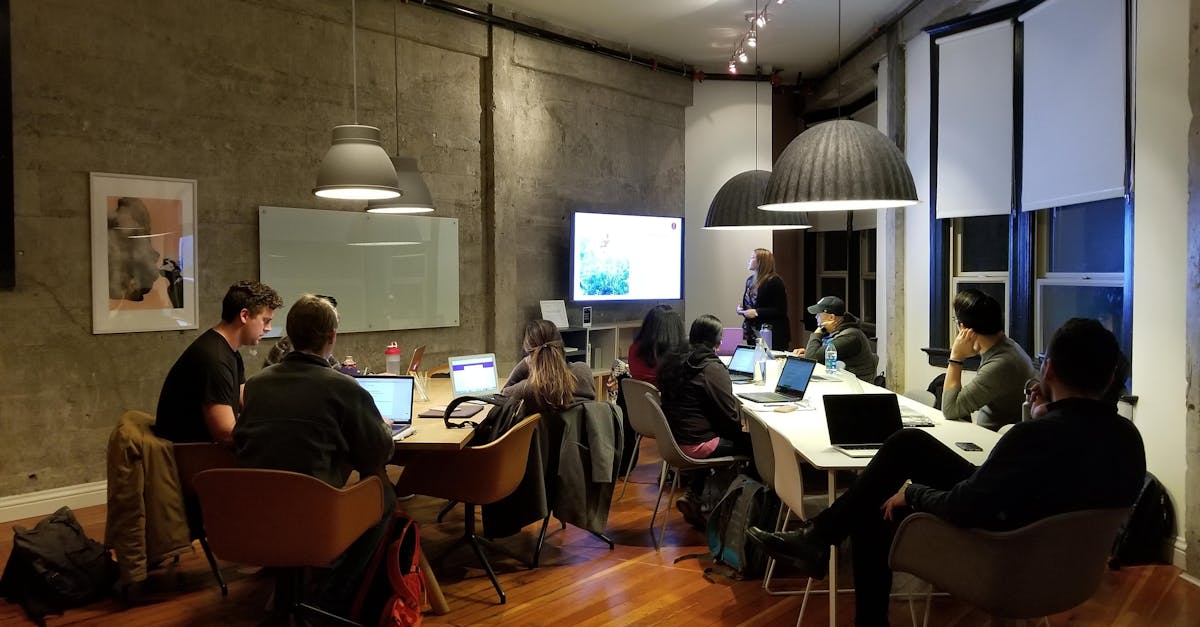 WX老号发卡网:藏商所APP详情下载教程