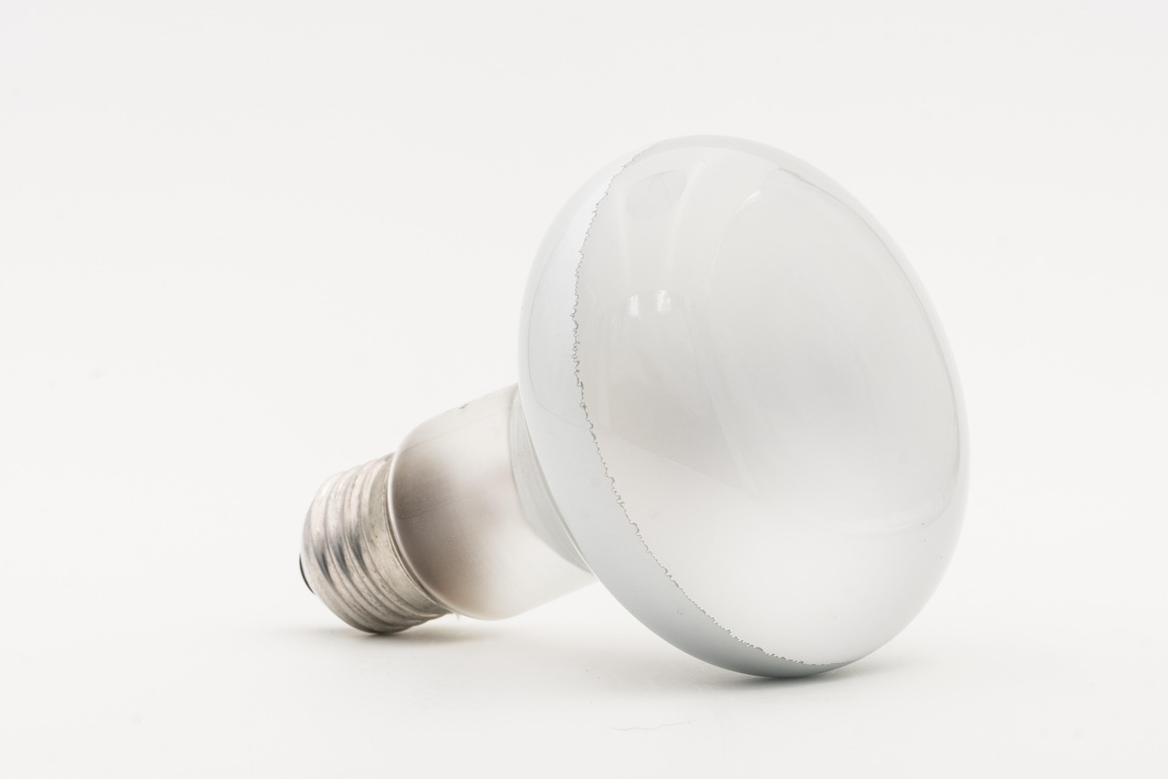 看烟民抽烟：如何帮助烟民有效抑制烟瘾？